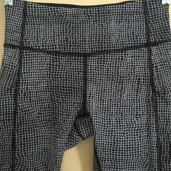 Lululemon Speed Tight V Fall Net Crop Leggings 2 Athletic Running Gym Workout - Picture 7 of 13